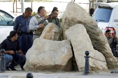 Islamic State Retaliates as Iraqi Forces Push on Mosul