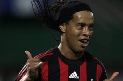 Ronaldinho receives three match Coppa ban