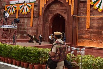 Four Held With 55 Pistols Ahead of Independence Day in Delhi