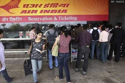 AI pilots' stir continues, staff ignore govt appeals