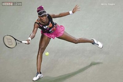 Venus Williams advances at Pan Pacific Open