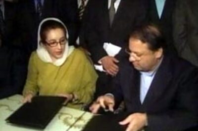 Sharif, Bhutto to meet as Pak boils