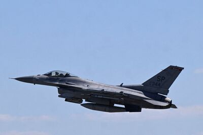US F-16 Fighter Jet Crashes Off South Korea, Pilot Rescued: Report