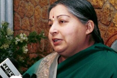 Jayalalithaa to go on fast demanding Lanka ceasefire
