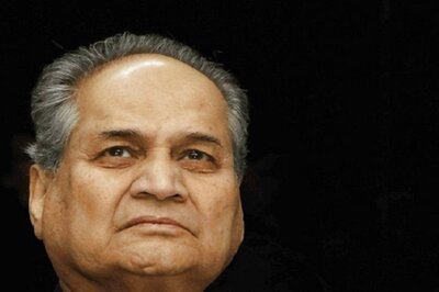 Rahul Bajaj, the Man Who Gave Indian Middle-Class Wheels, Passes Away