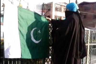 J&K: Asiya Andrabi's Dukhtaran-e-Millat raises Pakistani flags in Srinagar