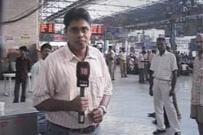 'We hear gun shots... two people fall down, one dead...'