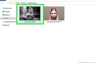 How to Use a Gradient Map Adjustment Layer to Colorize Your Photo