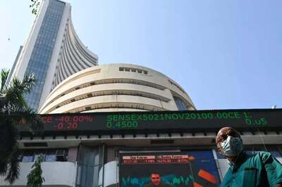 Stock Market Updates: Sensex Drops Over 50 pts, Nifty Near 18,580; IRCTC Down 3%