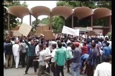 Gujarat: Police baton-charge milk producers at Anand plant