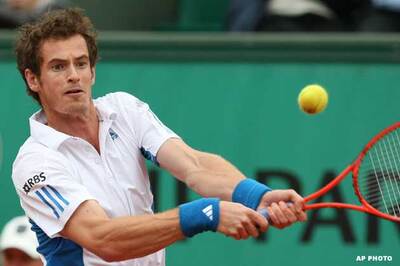 Berdych sends Murray out of French Open
