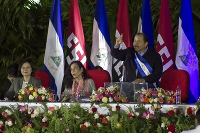 Daniel Ortega Sworn in for 3rd Term as Nicaragua's President; Wife Made Vice President