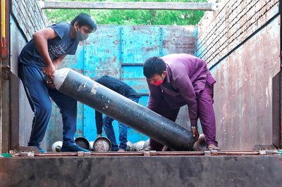 6,738 Oxygen Concentrators, 3,856 Cylinders Received as Foreign Aid Amid Covid Surge: Govt