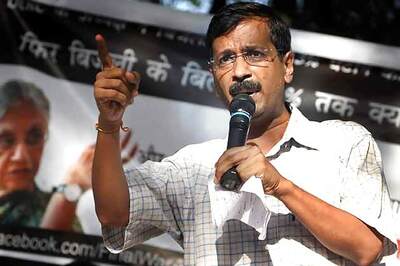 Kejriwal practising politics of 'hit and run': Pilot