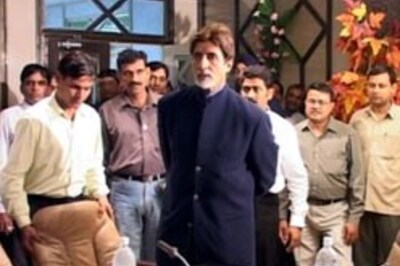 'Without prejudice', Big B writes to Mayawati