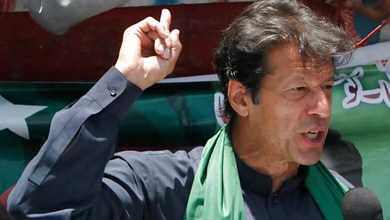 Imran Khan likens Pakistan's former CJ with Indian umpire
