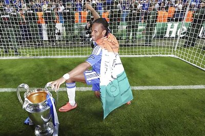 Drogba ends Chelsea career with dramatic flourish