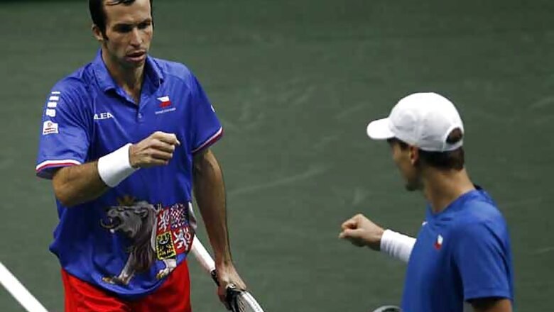 Davis Cup: Czech take 2-1 lead over Spain