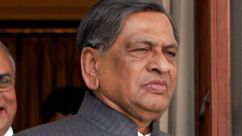 SL urges India to rethink on war crime motion