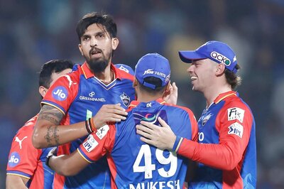 Ishant Sharma Makes Merry With Virat Kohli, KL Rahul Dismissals in His Last Leg