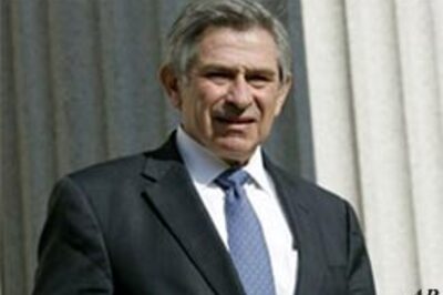 Girlfriend promoted, WB chief blasted