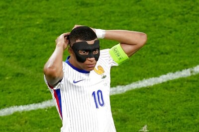 Kolo Muani Tried Kyian Mbappe's Protective Mask and It was an Eye-opener: 'You Really See Nothing'
