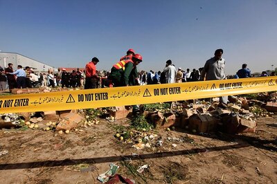 Female Suicide Bomber Strikes Hospital in Pakistan, 9 Killed