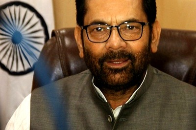 Union Minister Naqvi Takes Swipe at Ansari for Remarks on Cultural Nationalism