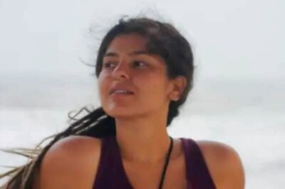 'Stunning': Taarak Mehta Ka Ooltah Chashmah Fame Nidhi Bhanushali Slays it in Crop Top