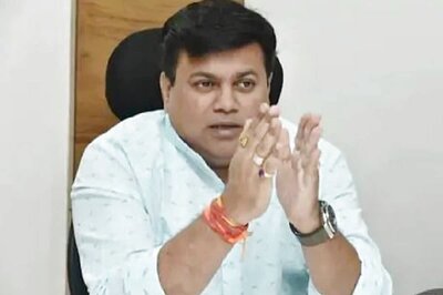 How Can Exams be Held If Schools & Colleges Are Shut, Asks Maha Education Minister
