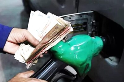 Maharashtra Govt Cuts Petrol Price By 65 Paise, Diesel To Be Cheaper by Rs 2 In Mumbai Region