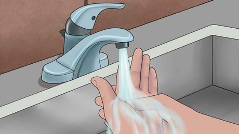 How to Stop Mild Bleeding During First Aid