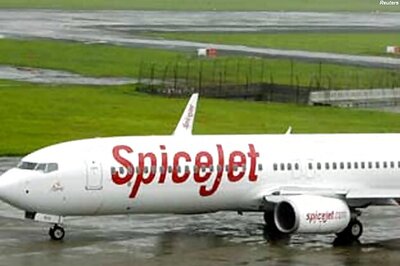 SpiceJet flight aborted at the last moment as loader jumps out on runway