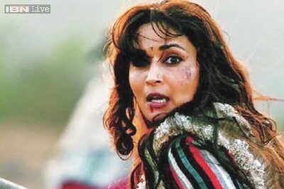 Delhi HC lifts stay order, allows the release of Madhuri Dixit's 'Gulaab Gang'