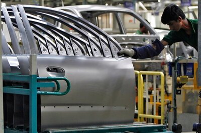 'Can't Have Knee-jerk Reaction': India's Auto and Pharma Sectors Not Ready to Wean off China