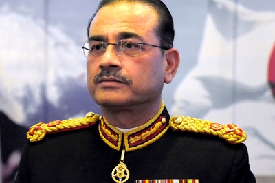 Top Pak Generals Seek Early Retirement After Appointment of Gen Munir as Army Chief