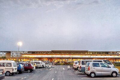 False Ceilings at Islamabad Airport Fall Due to Heavy Rain