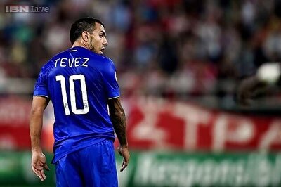 Carlos Tevez back for Argentina after three-year absence