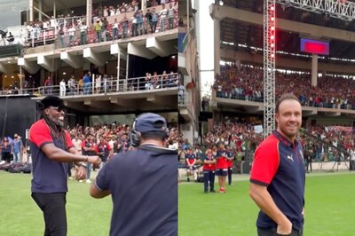 IPL 2023: Chris Gayle Puts on Dancing Shoes, Virat Kohli Reacts as RCB Fans Give Stellar Welcome to Legends