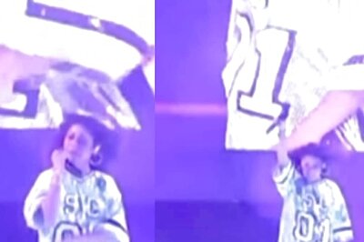 Sunidhi Chauhan BREAKS Silence On Bottle Thrown At Stage During Dehradun Concert: 'I Could've Got Hurt'