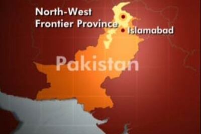Suicide attack on Pak mosque, 10 killed
