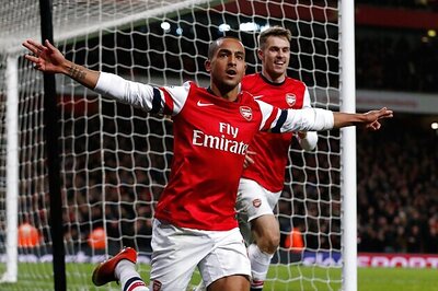 Arsenal's attacking options bolstered as Walcott returns