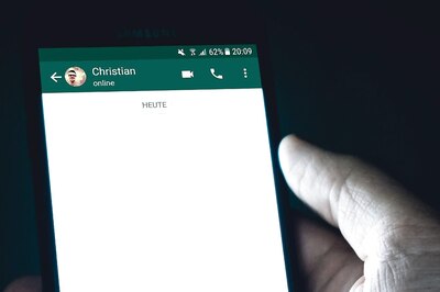 WhatsApp On Android Finally Allows You To Listen To Voice Chats Over Other Apps: How It Works