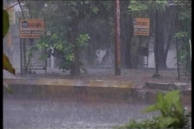 UP gets rain, North hopeful, Mumbai waterlogged