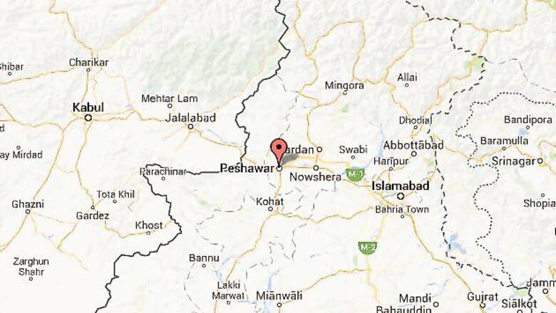 Pakistan: 36 killed, 70 injured in Peshawar car bomb blast