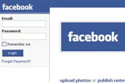 Hackers attack Facebook; get passwords of some users