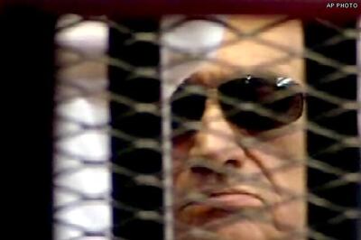 Mubarak resisted return to prison after sentence