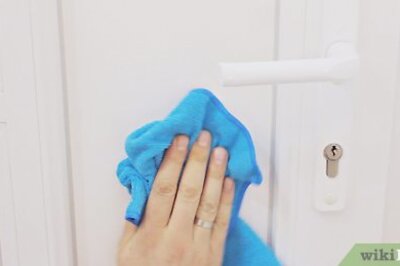 How to Clean a Metal Door