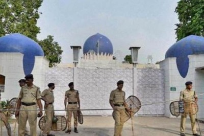 Pakistan High Commission Suspends Activities of Its School in Delhi