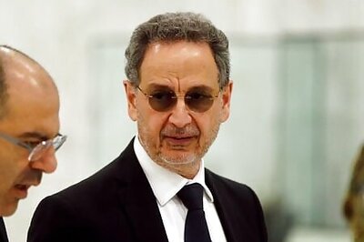 After blast, Lebanon has enough grain for less than a month, minister says